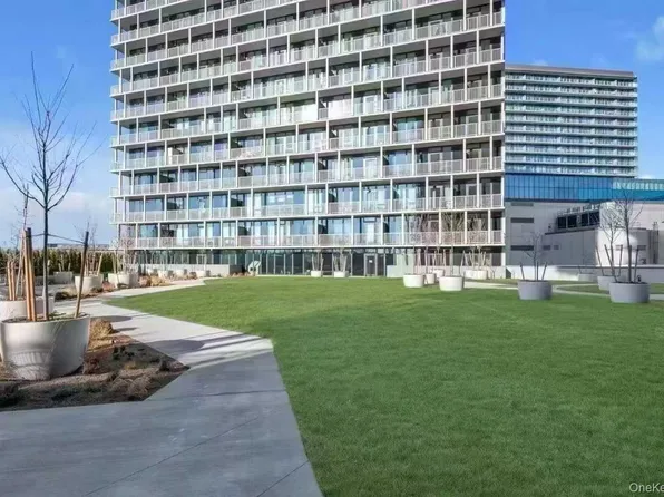 131-02B 40th Road #4U, Flushing, NY 11354