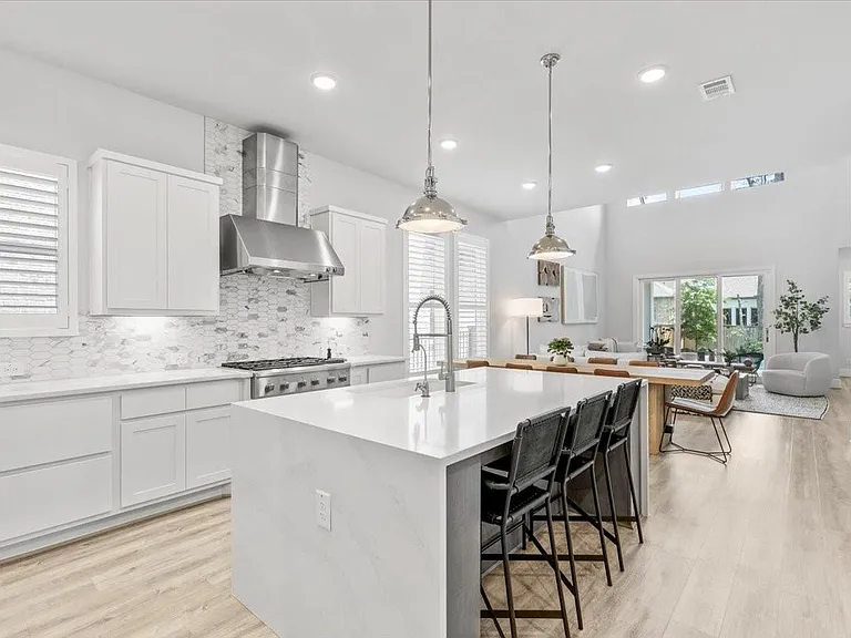 28 Clearview Terrace Pl — Photo 12