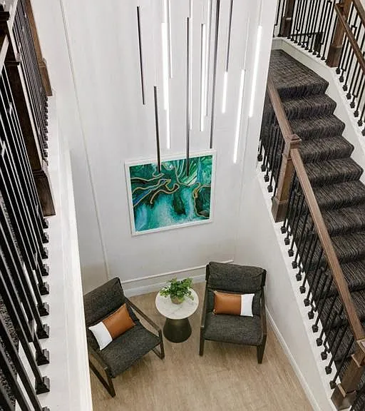 Creekside Apartments — Photo 40