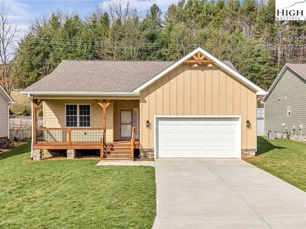 264 W Evergreen Street, West Jefferson, NC 28694