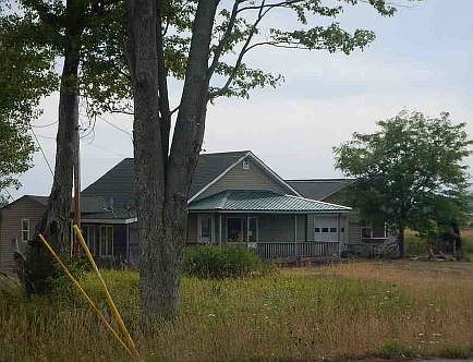 4th image of 23118 State Route 411