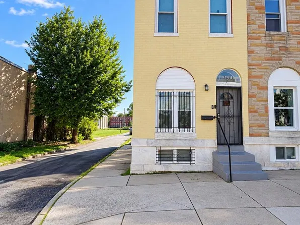 2421 E Hoffman St, Baltimore, MD 21213