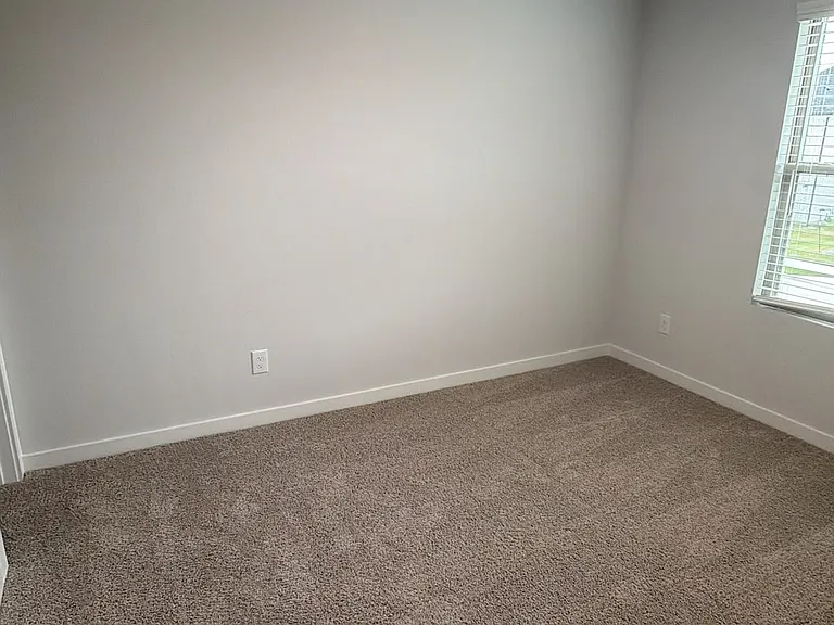 964 Dahlia Dr — Photo 8