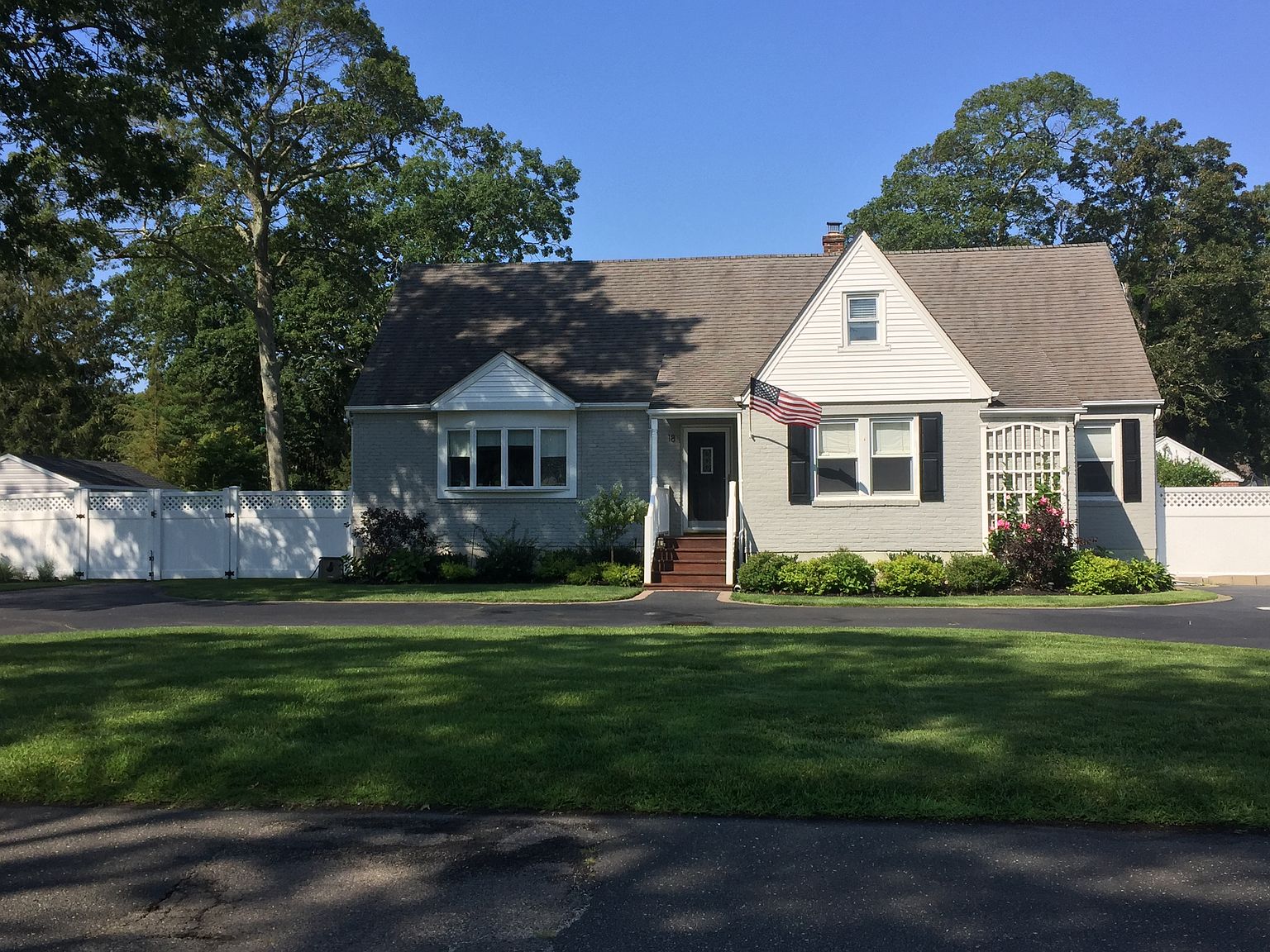 18 Matinecock Ave, East Islip, NY 11730 Zillow