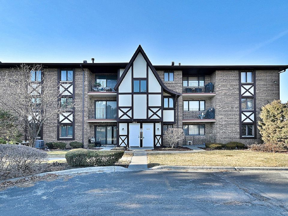 1st image of 10512 S Ridge Cove Dr #31C