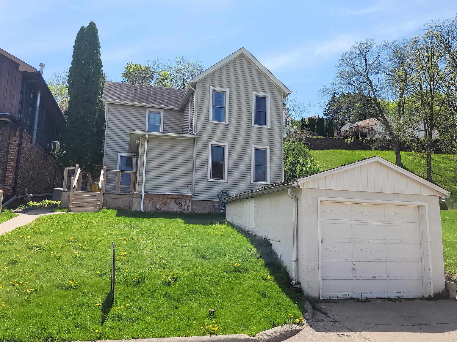 328 Chapel Ct, Dubuque, IA 52001 MLS 146269 Zillow