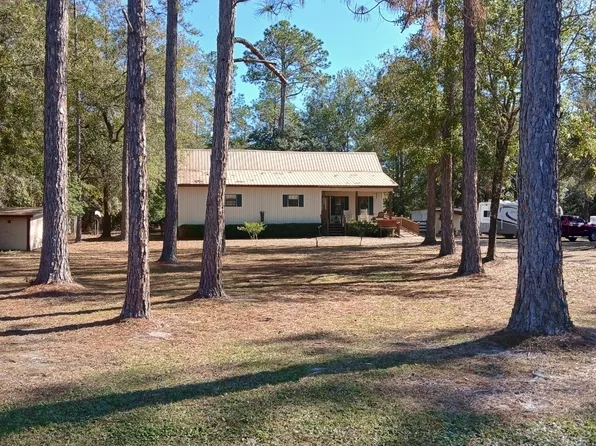 124 Redwood Dr, Folkston, GA 31537