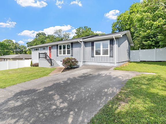 2nd image of 47 Moore Dr