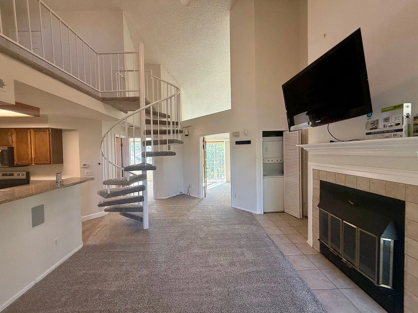 Charming 2-Bedroom Condo w/ Loft & 2 Balconies in Meadow Hills! — Photo 2