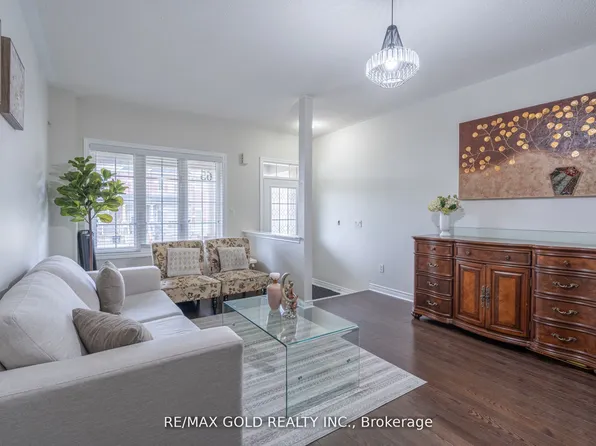 65 Villadowns Trl, Brampton, ON L6R 3Y8