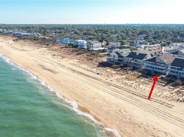 2836 Charlemagne Dr, Virginia Beach, VA 23451