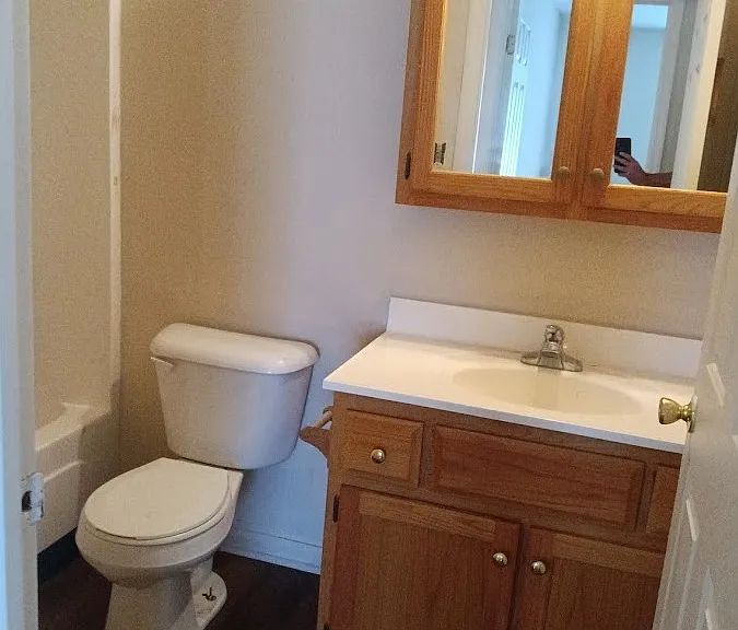 128 Henry Dr — Photo 10