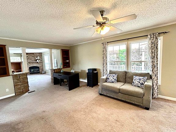 5th image of 6408 Greenfield Dr