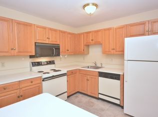 26 Smithfield Ct, Basking Ridge, NJ 07920