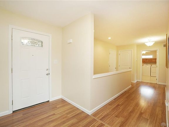 5th image of 1601 Vicki Ln