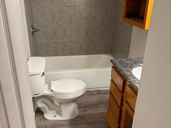 5th image of 8404 S Carolina Ave Unit 4