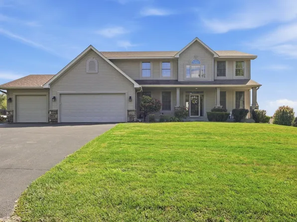18344 Lake Forest Dr, Lakeville, MN 55044