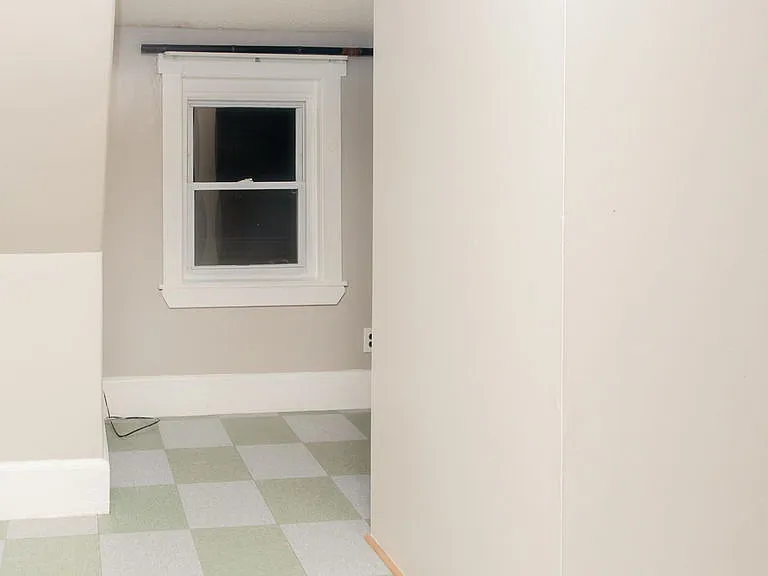 10-12 Payson Ave #2 — Photo 23