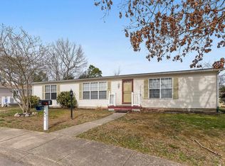 5 Cottonwood Ct, Mays Landing, NJ 08330
