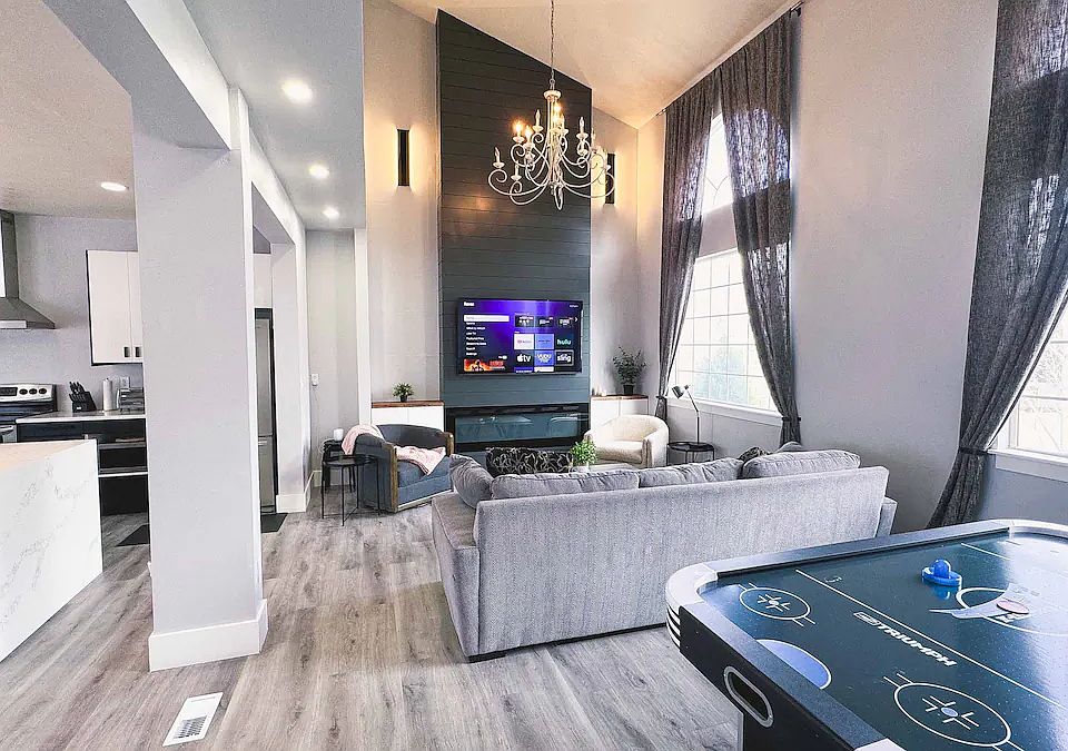 1st image of 14380 S Henry Day Rd #1