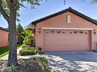 157 Shell Falls Dr, Apollo Beach, FL 33572