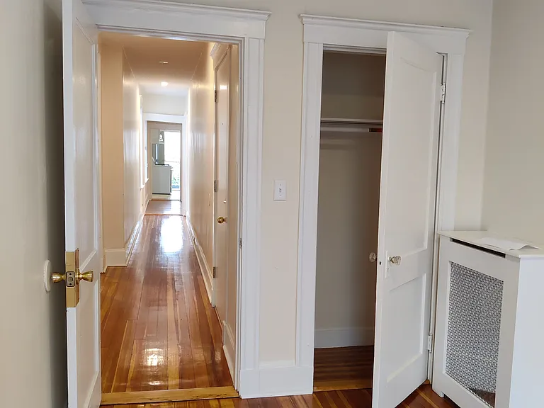 8 Barrows St #1 — Photo 6