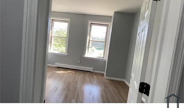 2nd image of 776 Hallett St #8