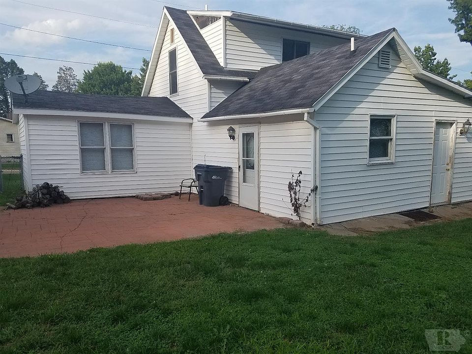 2nd image of 2033 Conner Ave