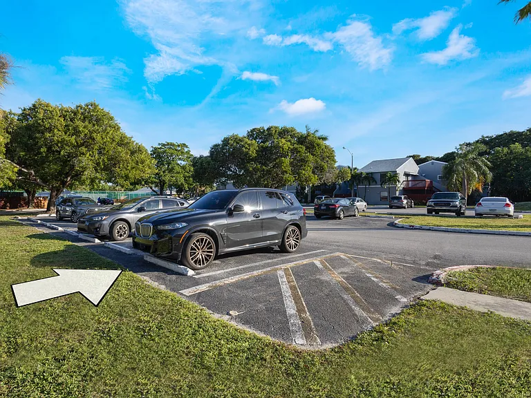 7 Crossings Cir #H — Photo 35