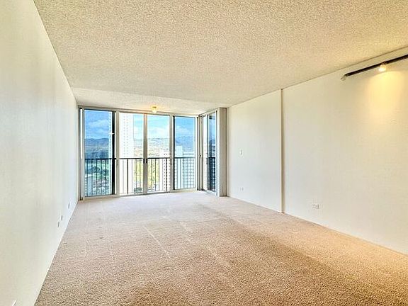 3rd image of 3161 Ala Ilima St APT 1614