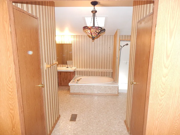 1386 County Road 1128 — Photo 10
