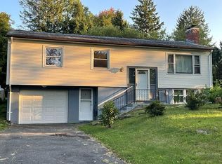 204 Glendale Rd, Amherst, MA 01002