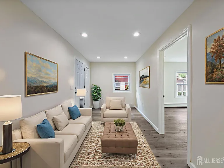 166 Prigmore St #1 — Photo 3
