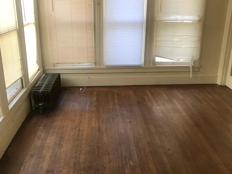 2431 College Ave #7 — Photo 5