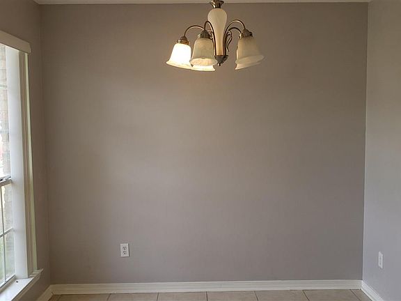 5th image of 189 Creekview Dr