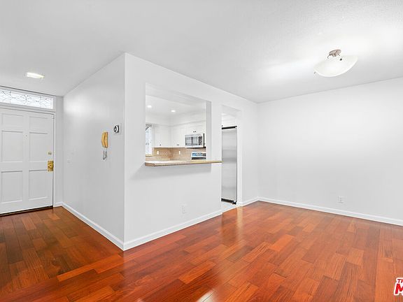 5th image of 1132 19th St APT 3