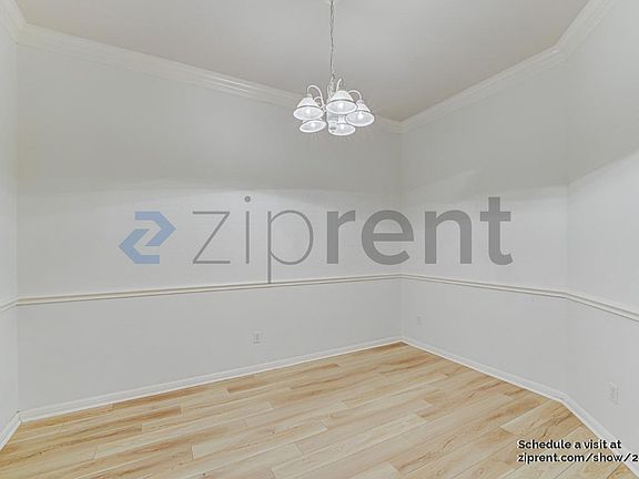 5th image of 1716 Kingston Lacy Blvd