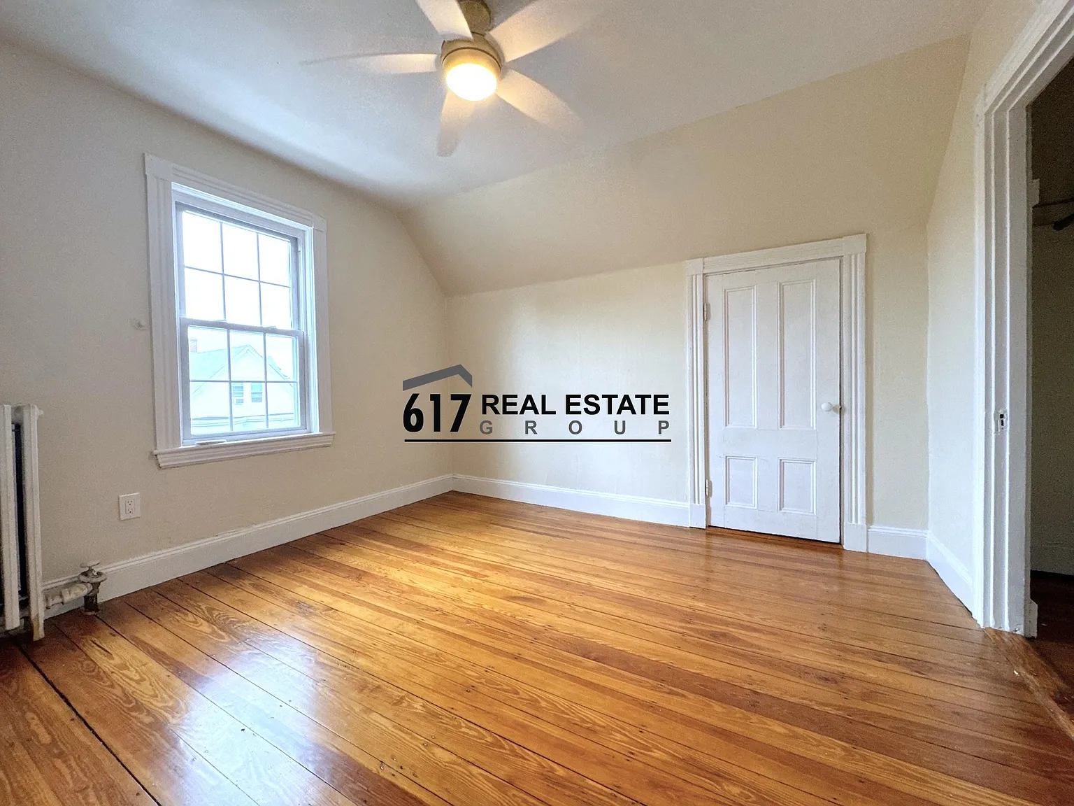 4 bed, 1500 sqft, $1,350 — Photo 2