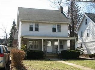 3494 Bainbridge Rd, Cleveland Heights, OH 44118