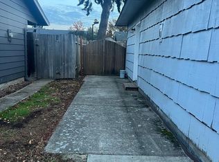 4780 Burlwood Loop SE, Salem, OR 97317