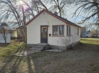 909 Oregon St, Gooding, ID 83330