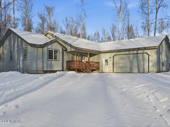 4570 S Navigators Cir, Wasilla, AK 99623