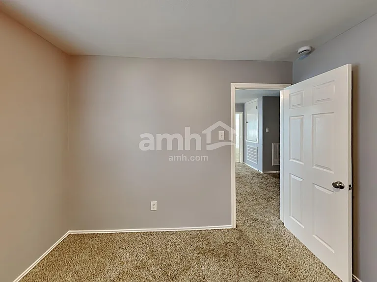 2203 Shady Birch Dr — Photo 13