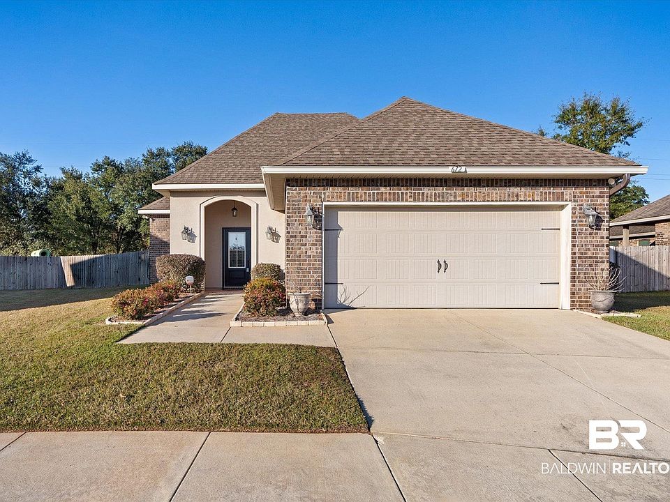 1st image of 672 Turquoise Dr