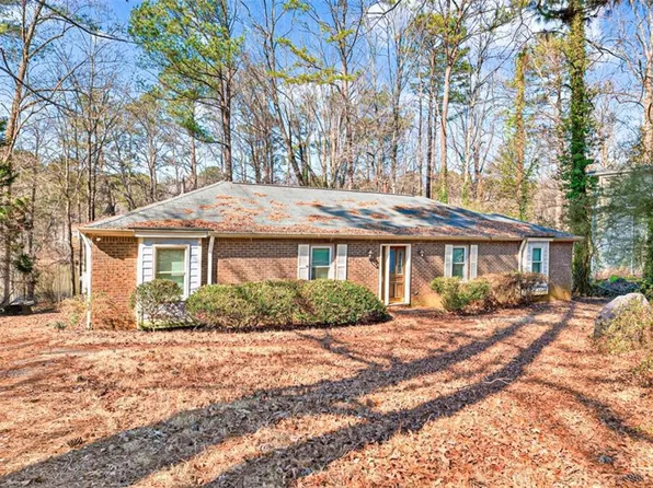 4991 Lake Forest Dr SE, Conyers, GA 30094