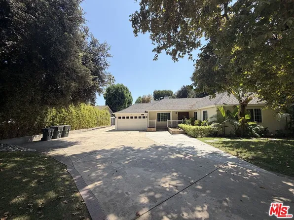 2996 San Pasqual St, Pasadena, CA 91107