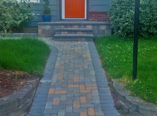 9865 SW Ardenwood St, Portland, OR 97225