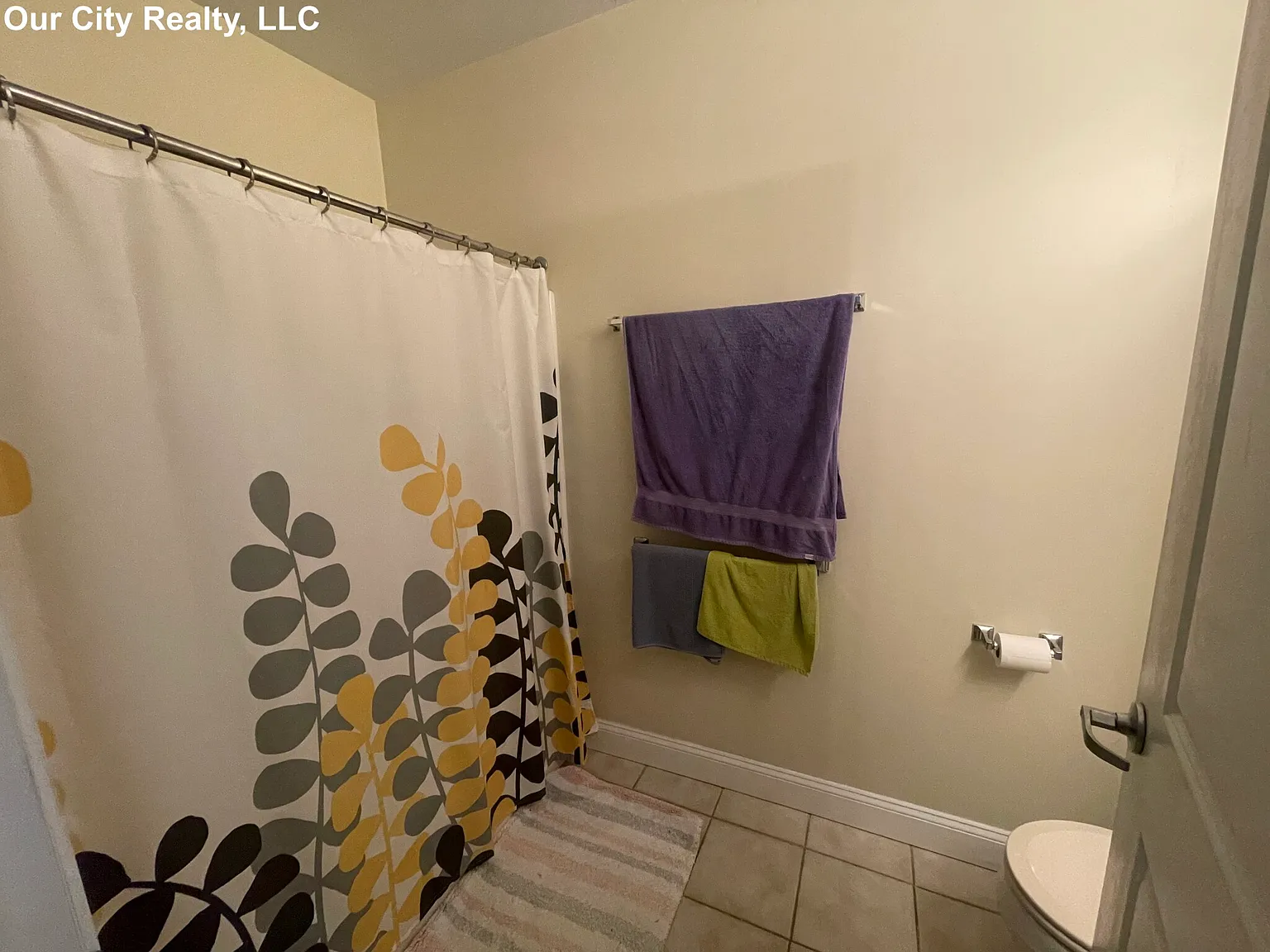 Studio, 400 sqft, $2,350 — Photo 3