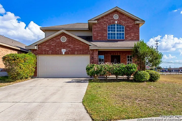 3 bed, 2.5 bath, 1683 sqft, $1,695 — Photo 2