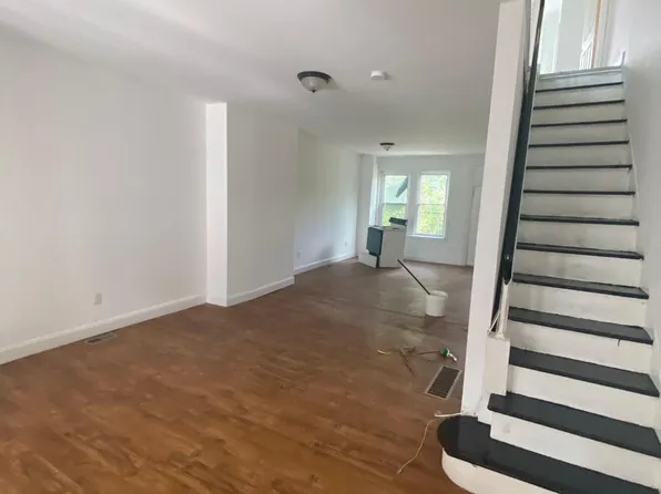 5323 Malcolm St, Philadelphia, PA 19143